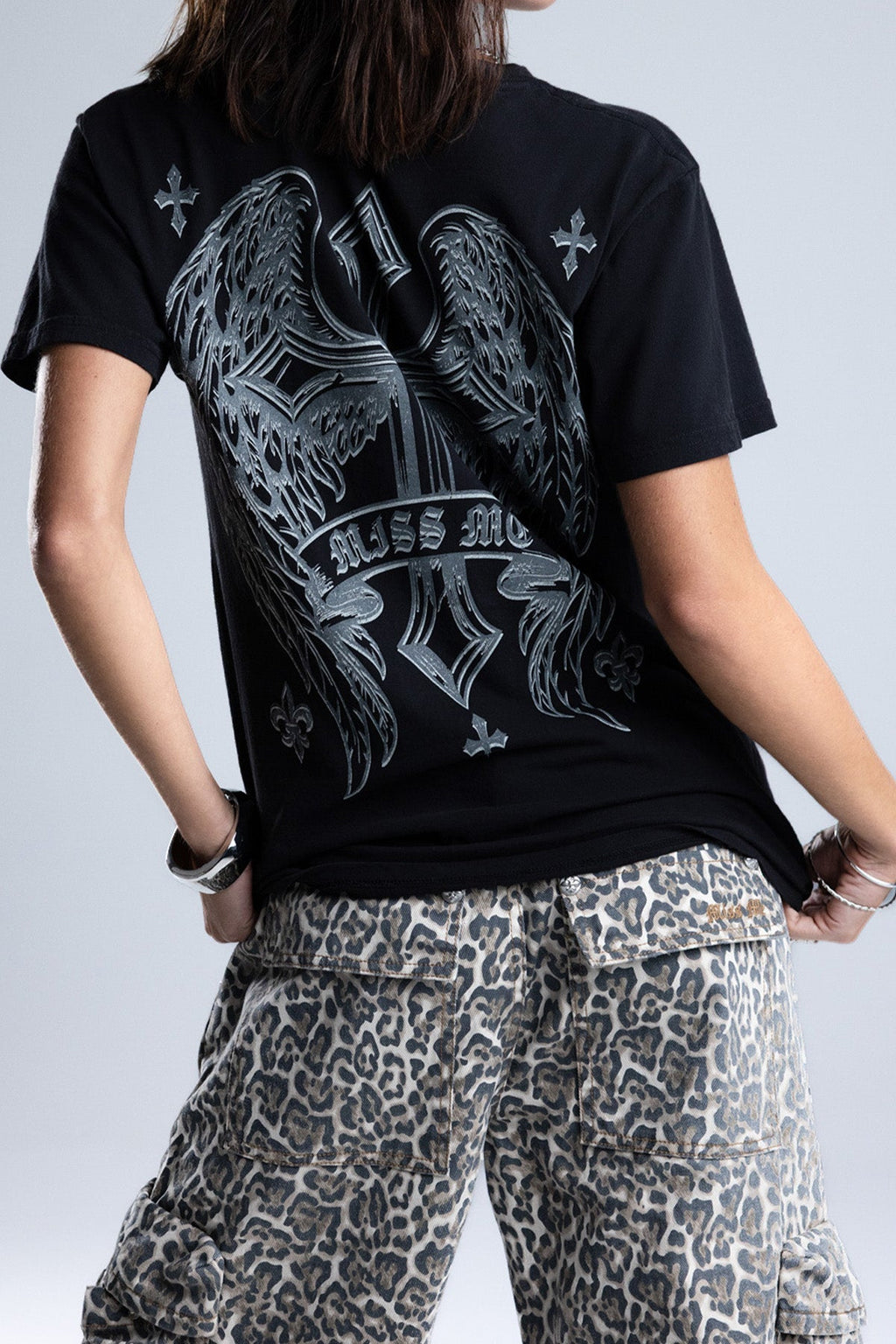 Vireen Graphic Tee