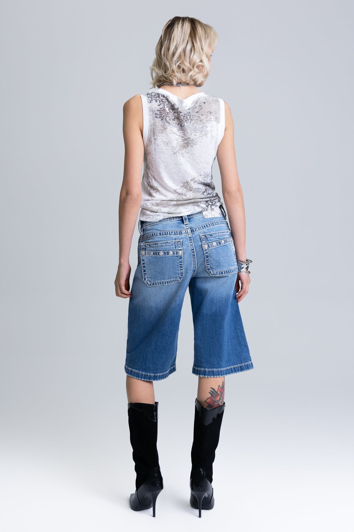 London Low Rise Jorts