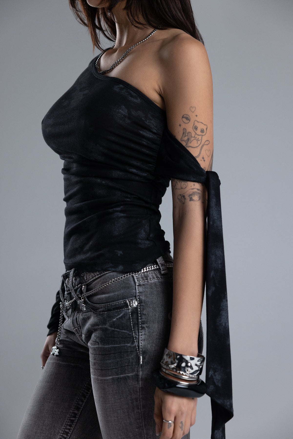 Maive One Shoulder Top