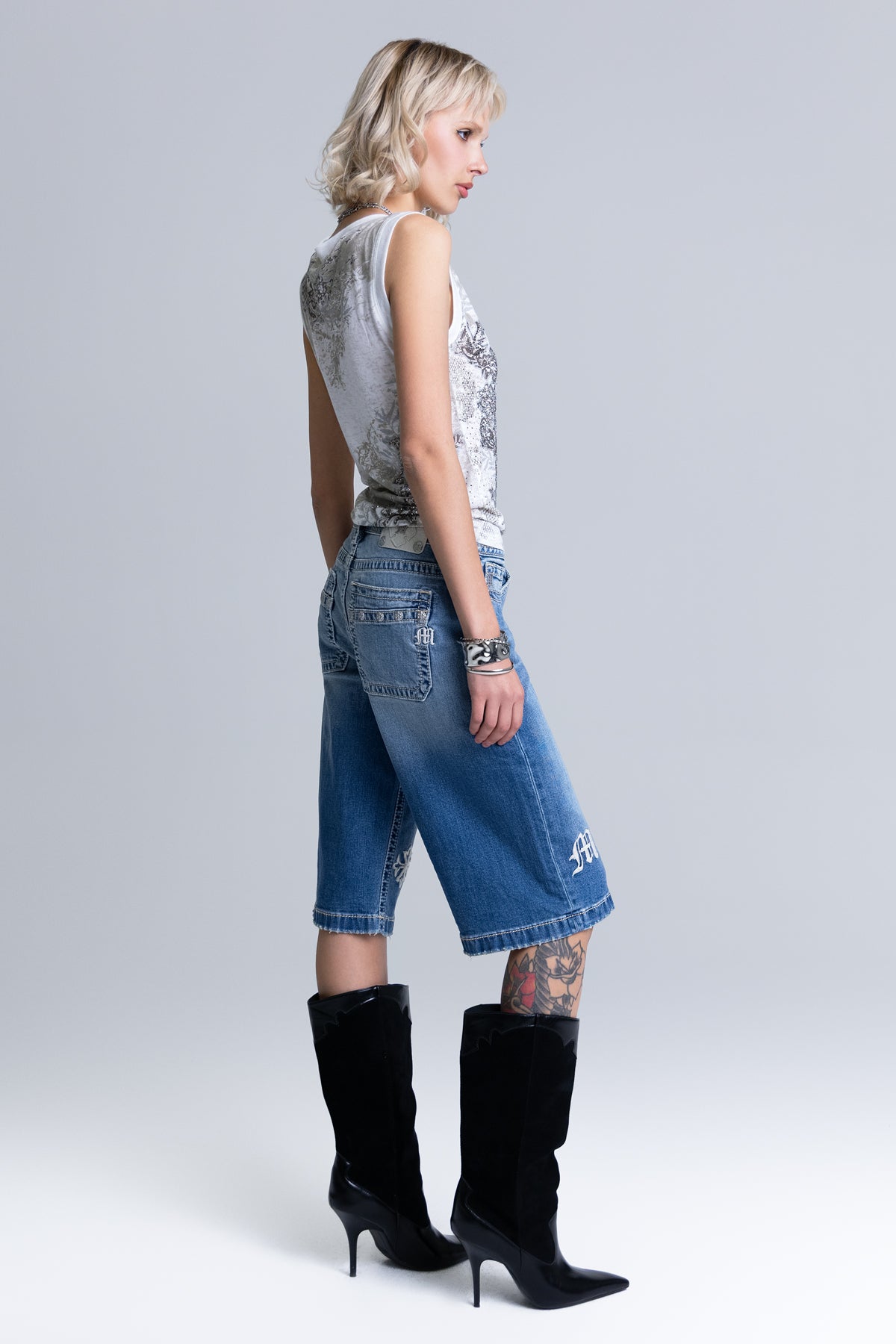 London Low Rise Jorts