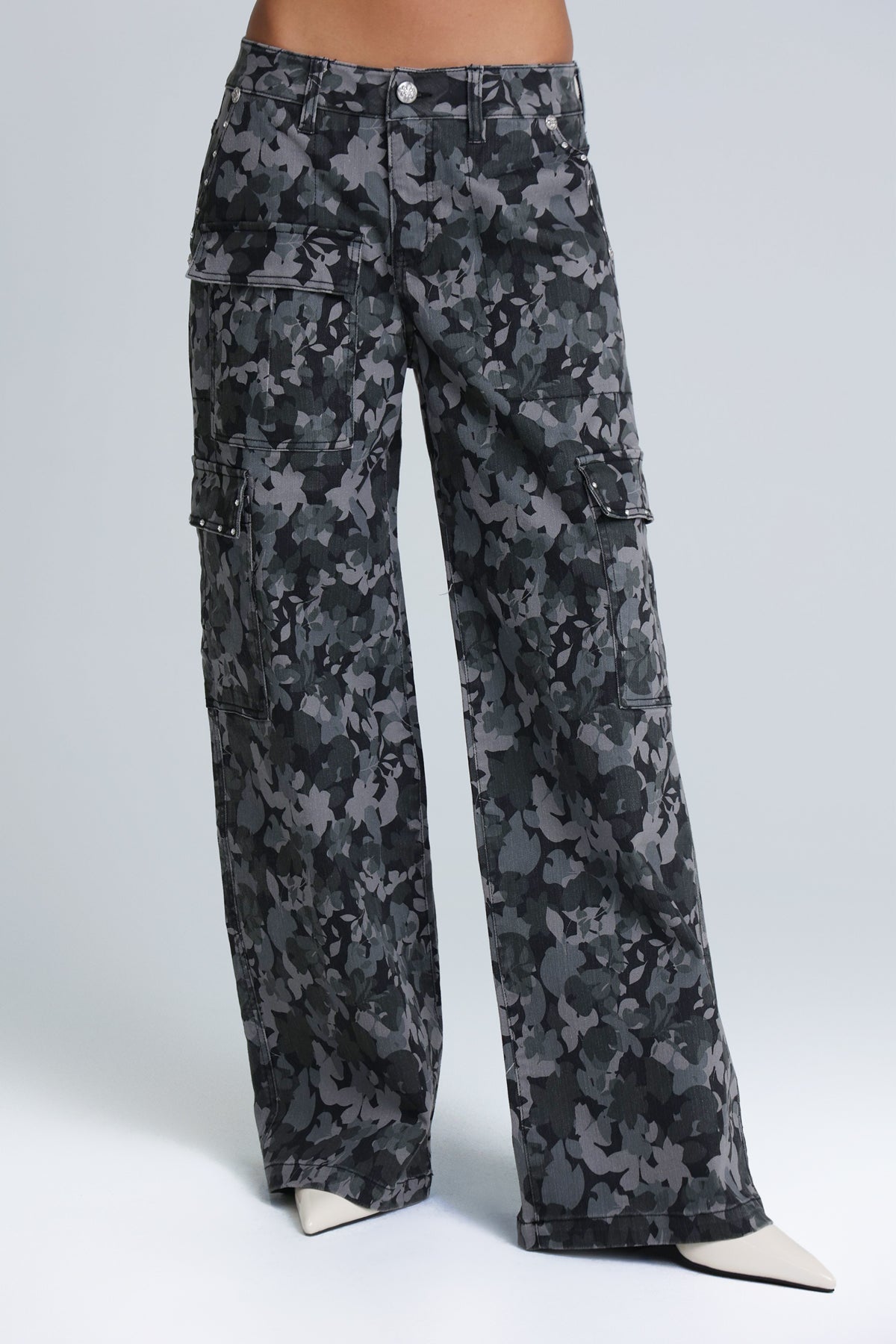 Petunia Baggy Wide Cargo